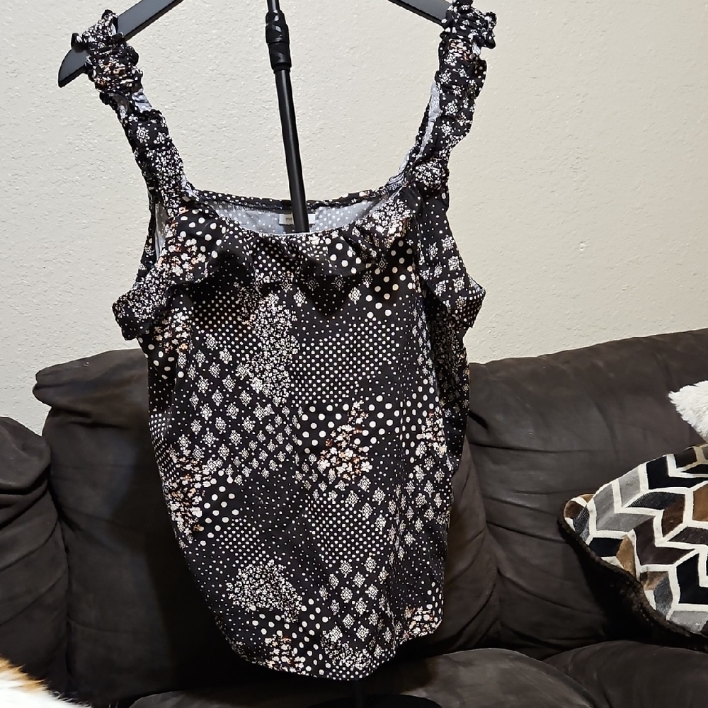 Maurices Black and White Ruffled Tank Top